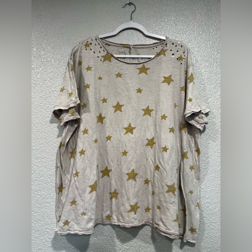Magnolia Pearl Tee